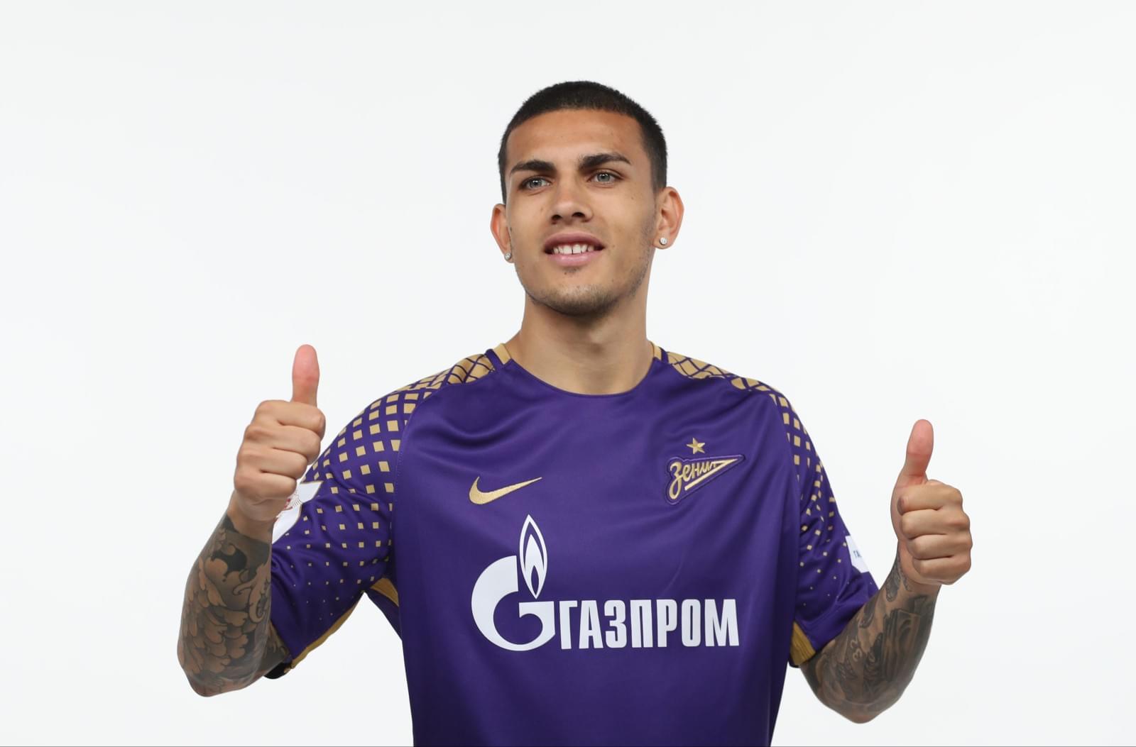 Фотосессия футболистов и тренеров основного состава ФК «Зенит» сезона 2017/2018