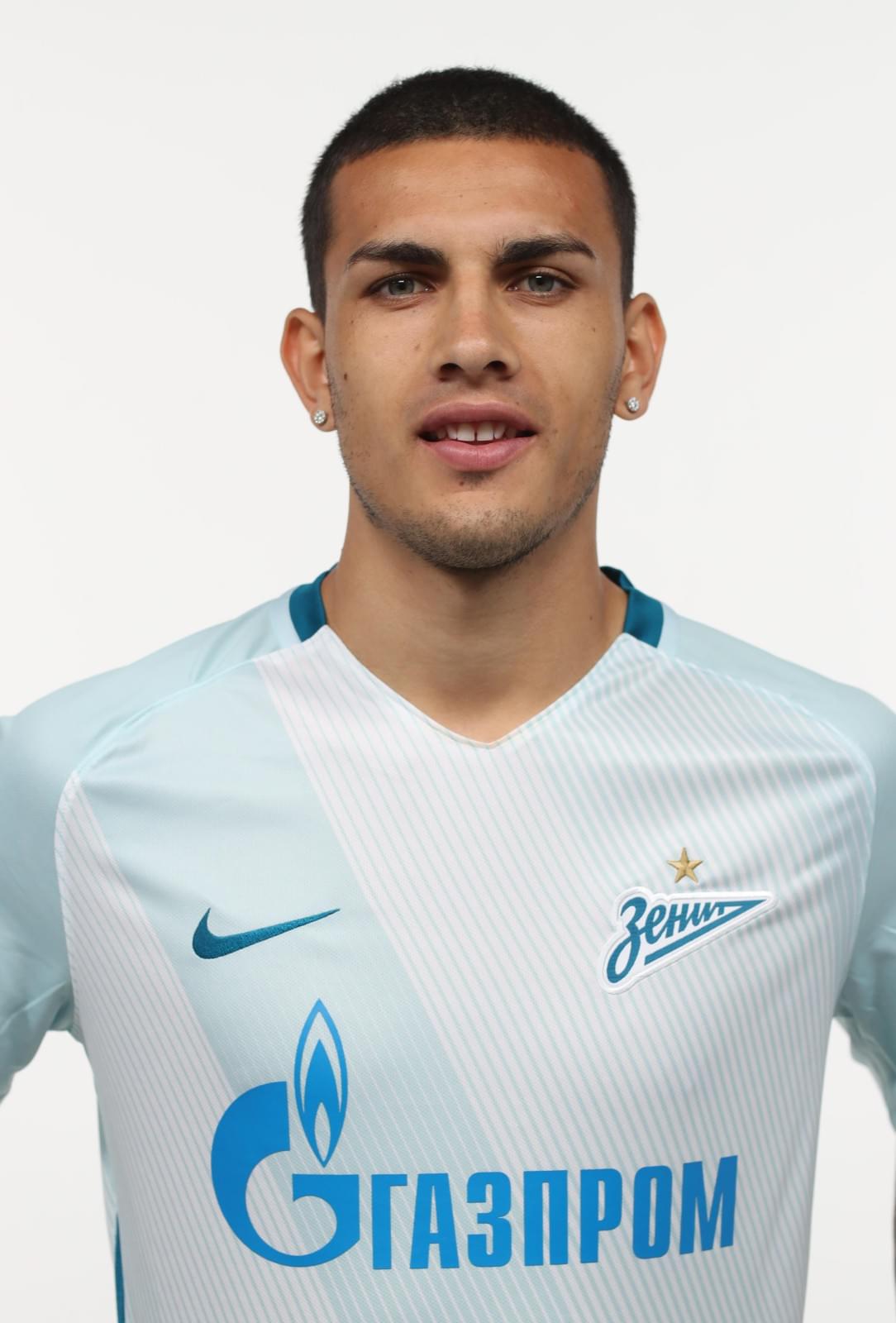 Фотосессия футболистов и тренеров основного состава ФК «Зенит» сезона 2017/2018