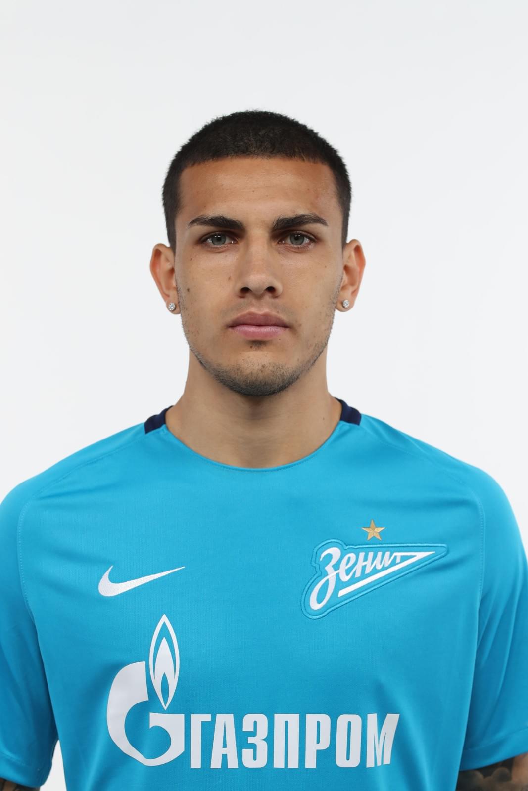 Фотосессия футболистов и тренеров основного состава ФК «Зенит» сезона 2017/2018