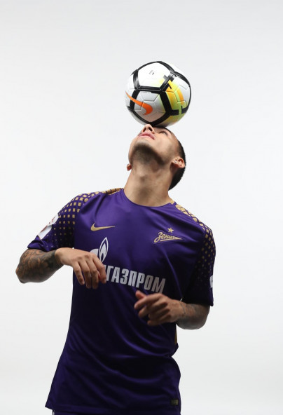 Фотосессия футболистов и тренеров основного состава ФК «Зенит» сезона 2017/2018