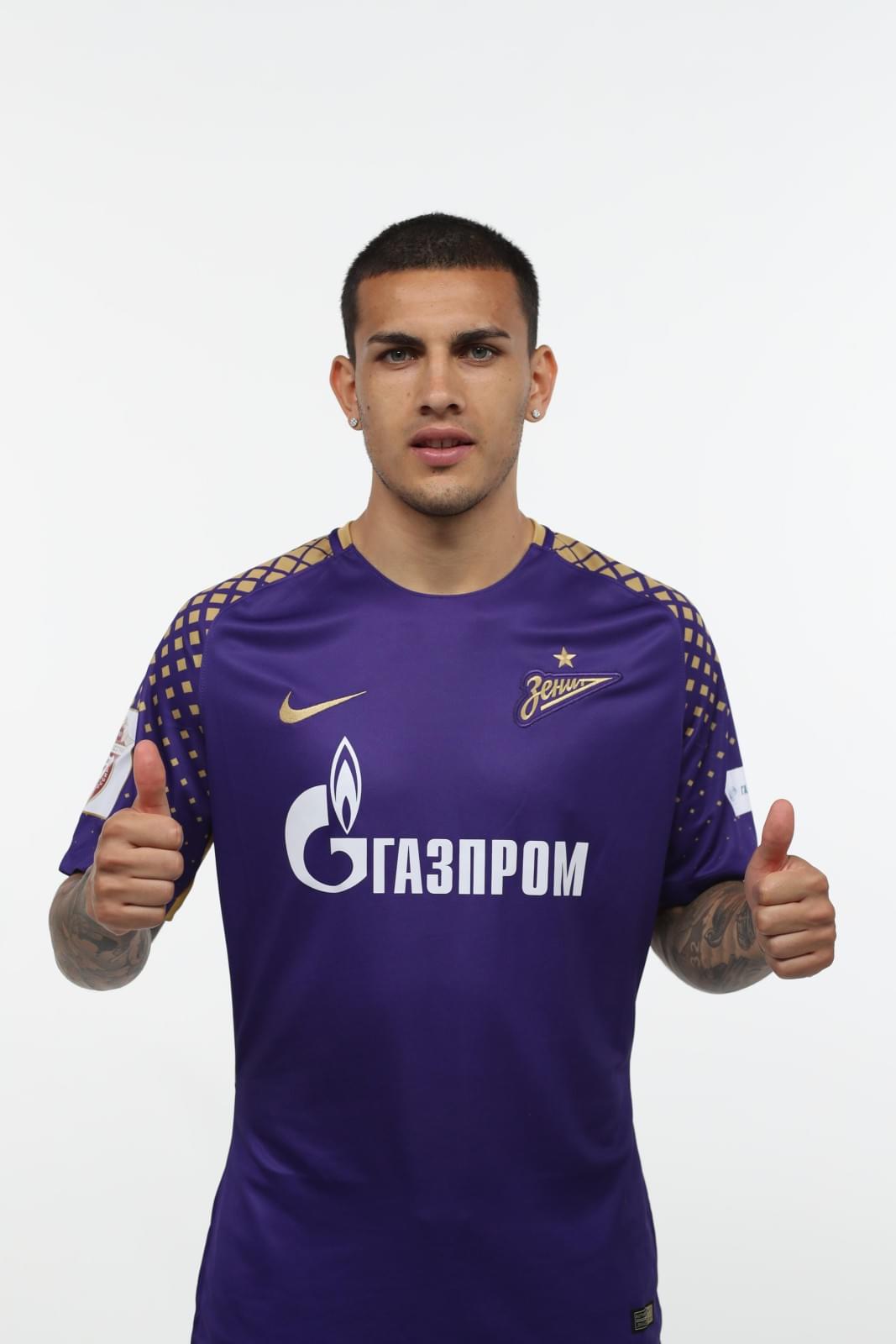 Фотосессия футболистов и тренеров основного состава ФК «Зенит» сезона 2017/2018