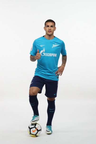 Фотосессия футболистов и тренеров основного состава ФК «Зенит» сезона 2017/2018