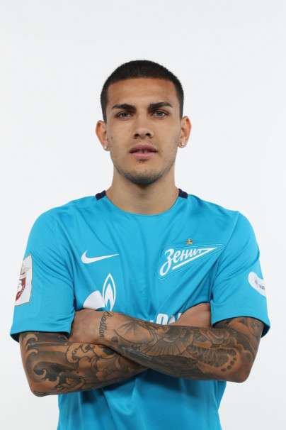 Фотосессия футболистов и тренеров основного состава ФК «Зенит» сезона 2017/2018