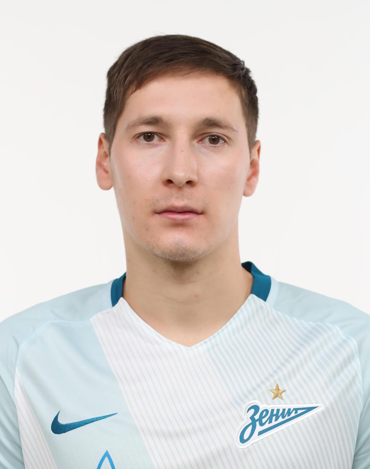 Фотосессия футболистов и тренеров основного состава ФК «Зенит» сезона 2017/2018