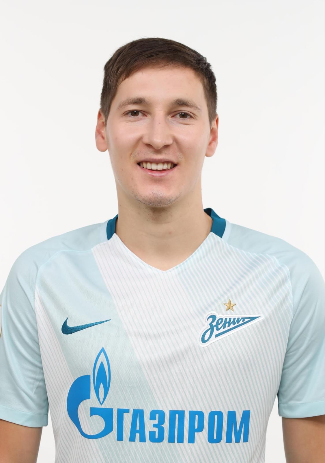 Фотосессия футболистов и тренеров основного состава ФК «Зенит» сезона 2017/2018