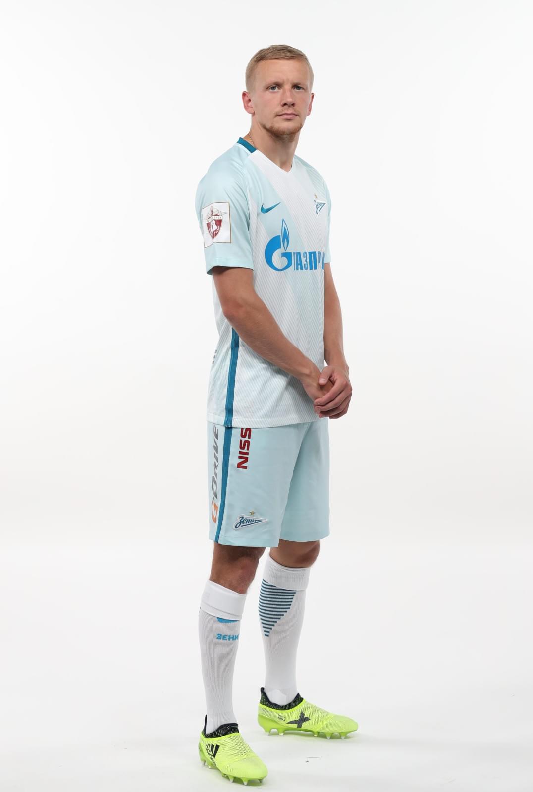 Фотосессия футболистов и тренеров основного состава ФК «Зенит» сезона 2017/2018