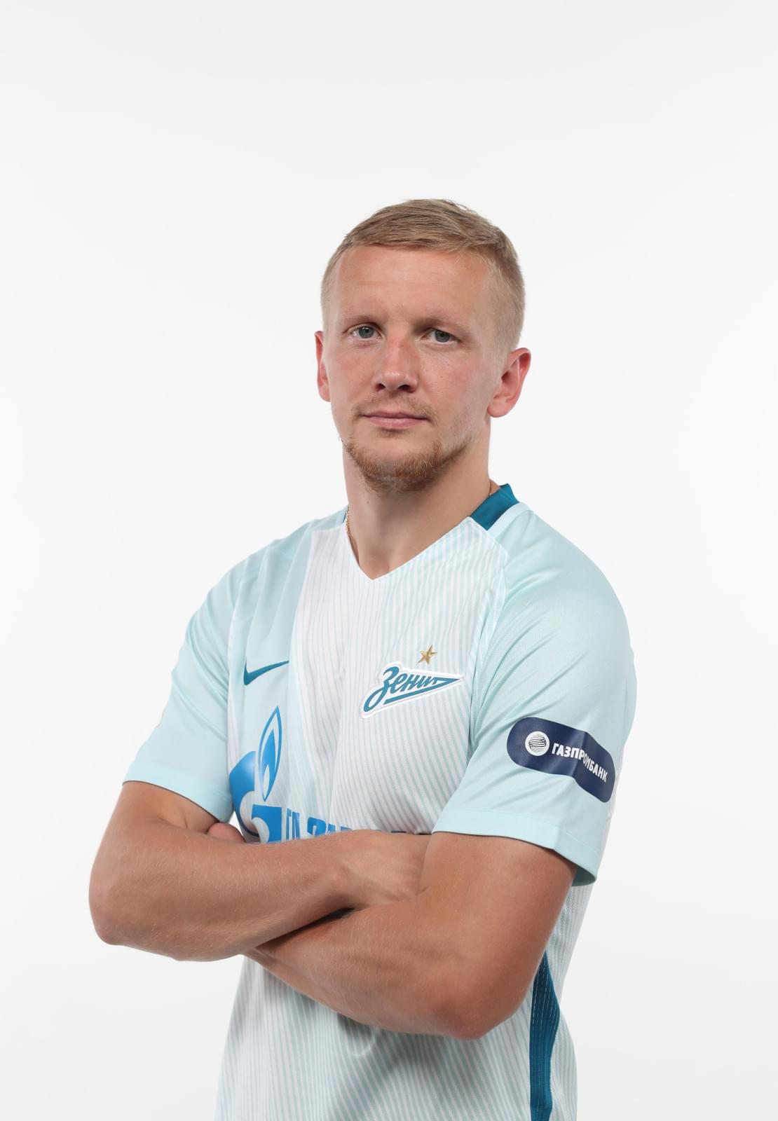 Фотосессия футболистов и тренеров основного состава ФК «Зенит» сезона 2017/2018