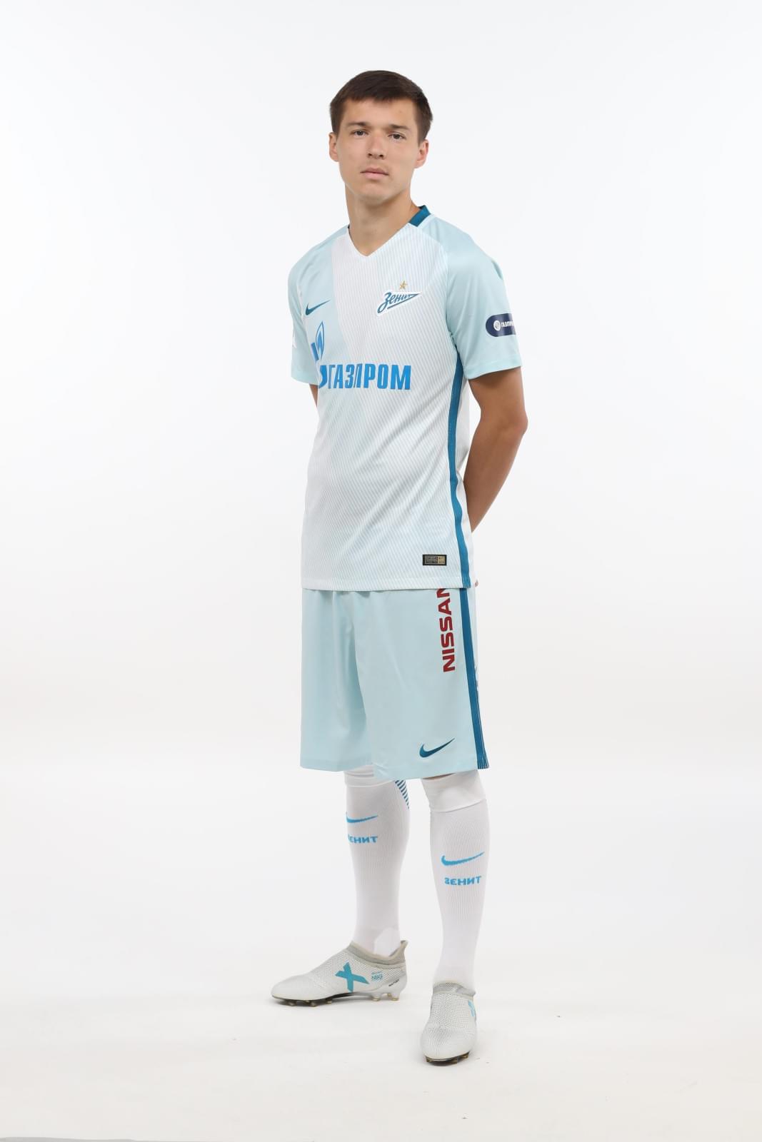 Фотосессия футболистов и тренеров основного состава ФК «Зенит» сезона 2017/2018