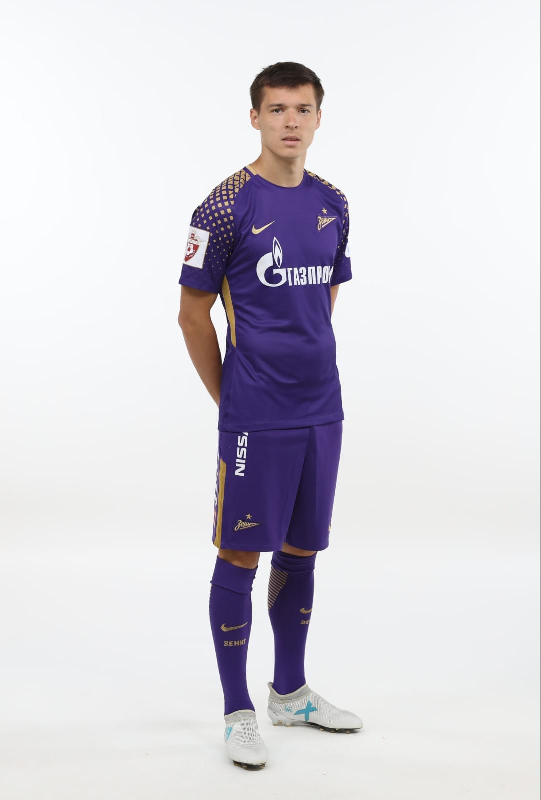 Фотосессия футболистов и тренеров основного состава ФК «Зенит» сезона 2017/2018