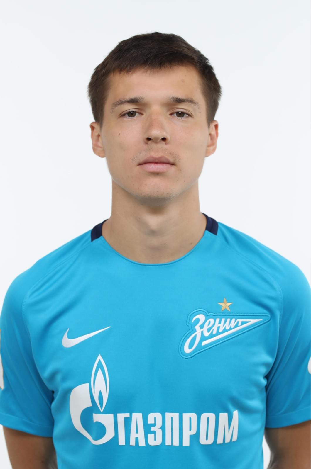 Фотосессия футболистов и тренеров основного состава ФК «Зенит» сезона 2017/2018