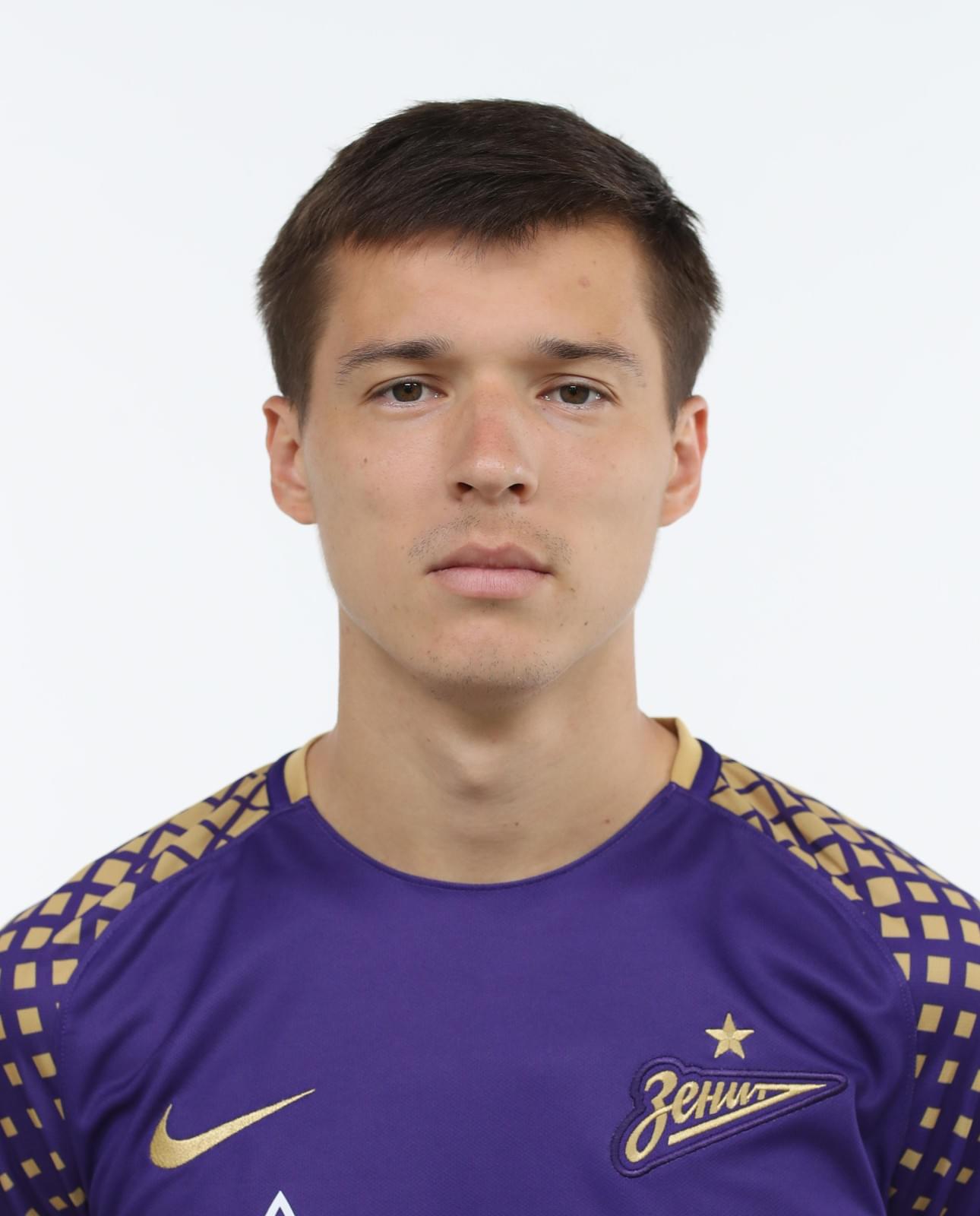 Фотосессия футболистов и тренеров основного состава ФК «Зенит» сезона 2017/2018