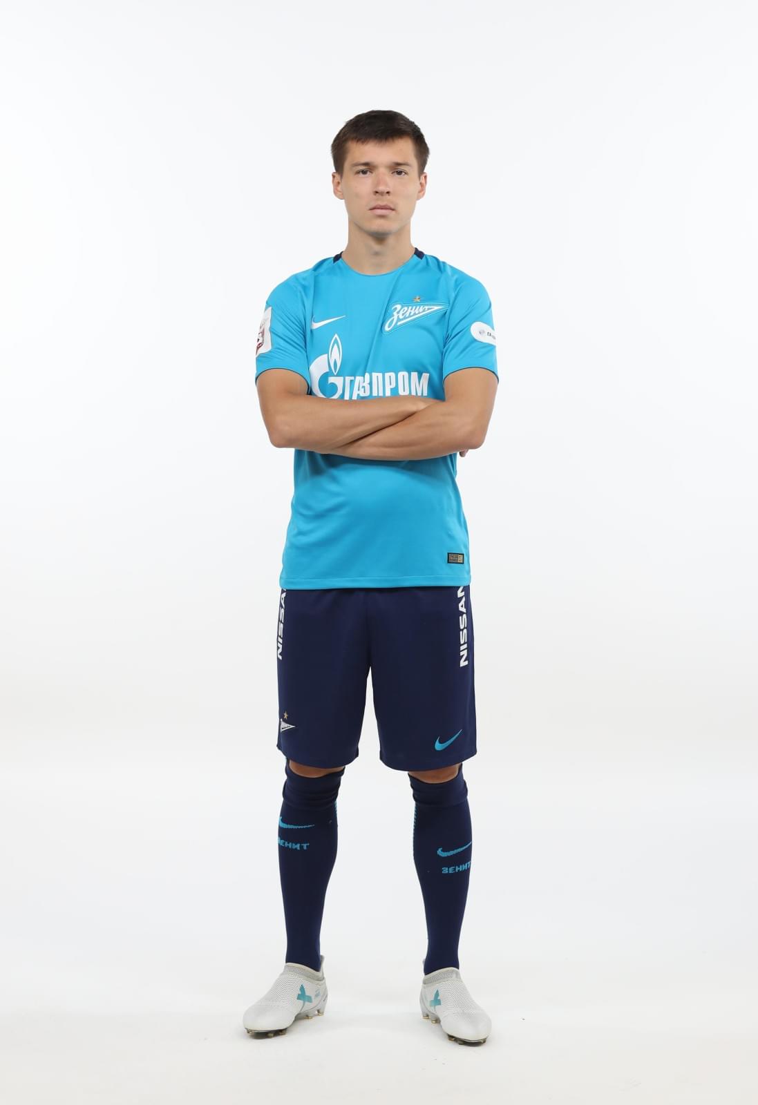 Фотосессия футболистов и тренеров основного состава ФК «Зенит» сезона 2017/2018