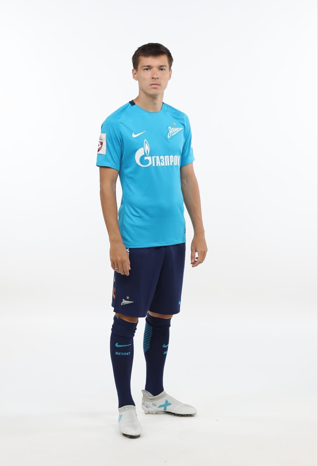 Фотосессия футболистов и тренеров основного состава ФК «Зенит» сезона 2017/2018