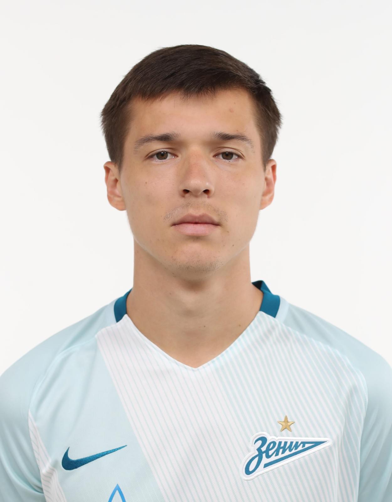 Фотосессия футболистов и тренеров основного состава ФК «Зенит» сезона 2017/2018