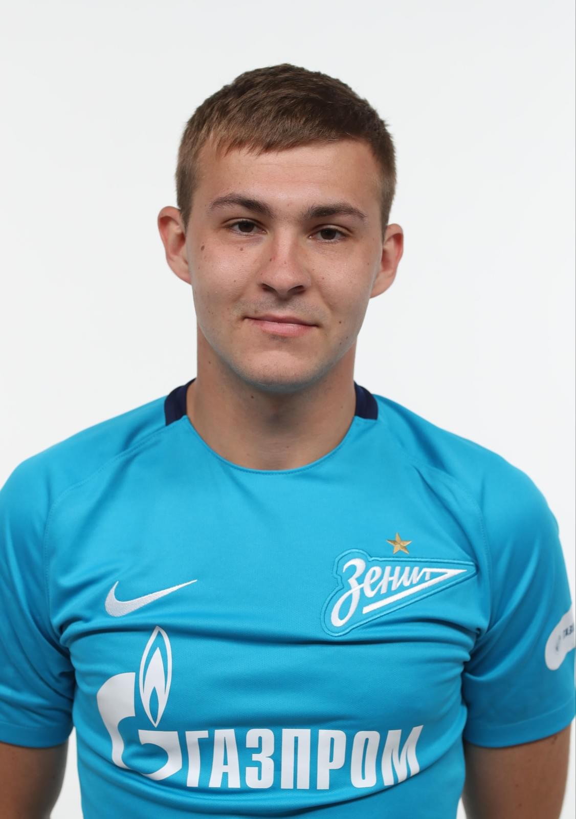 Фотосессия футболистов и тренеров основного состава ФК «Зенит» сезона 2017/2018