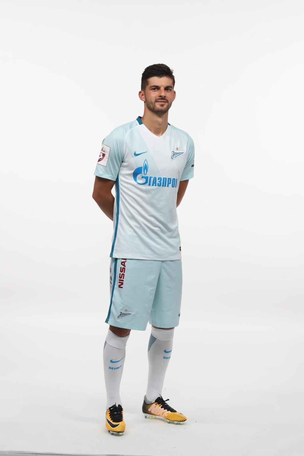 Фотосессия футболистов и тренеров основного состава ФК «Зенит» сезона 2017/2018