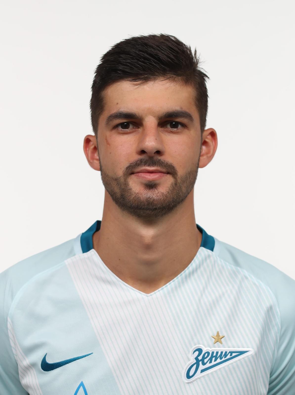 Фотосессия футболистов и тренеров основного состава ФК «Зенит» сезона 2017/2018