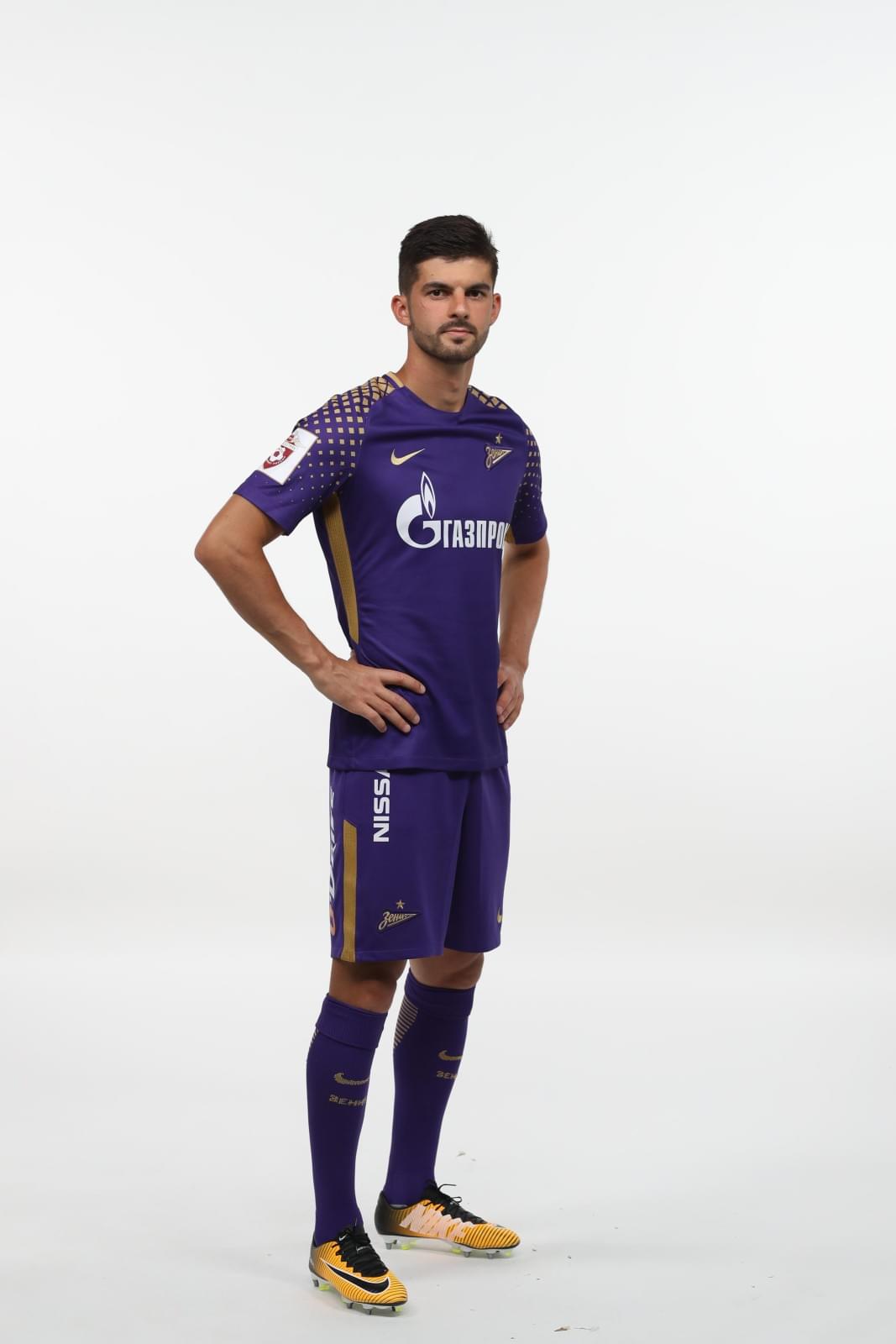 Фотосессия футболистов и тренеров основного состава ФК «Зенит» сезона 2017/2018