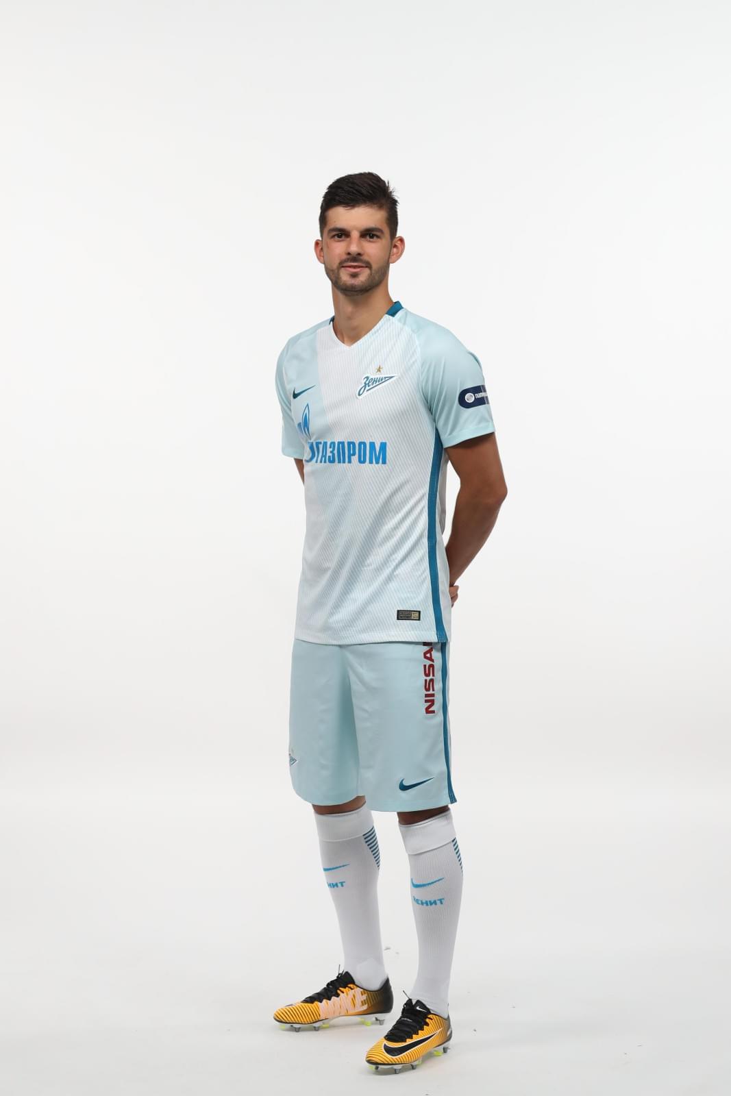 Фотосессия футболистов и тренеров основного состава ФК «Зенит» сезона 2017/2018