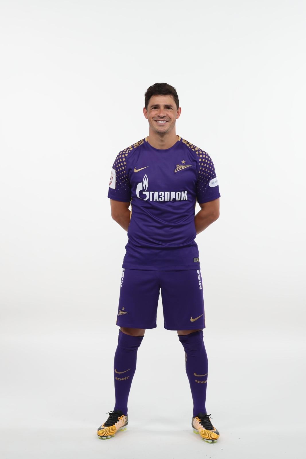 Фотосессия футболистов и тренеров основного состава ФК «Зенит» сезона 2017/2018