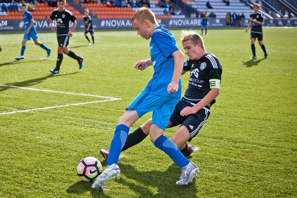 Первенство России среди юношей, первый матч команды Академии ФК «Зенит»