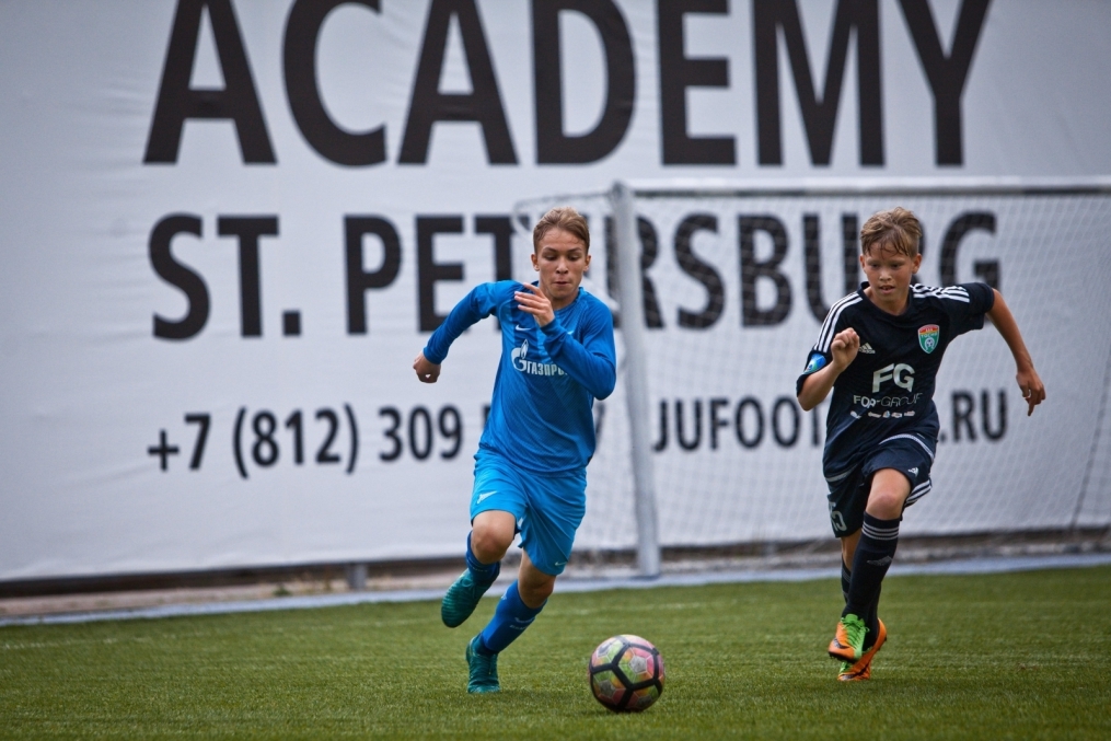 Первенство России среди юношей, первый матч команды Академии ФК «Зенит»