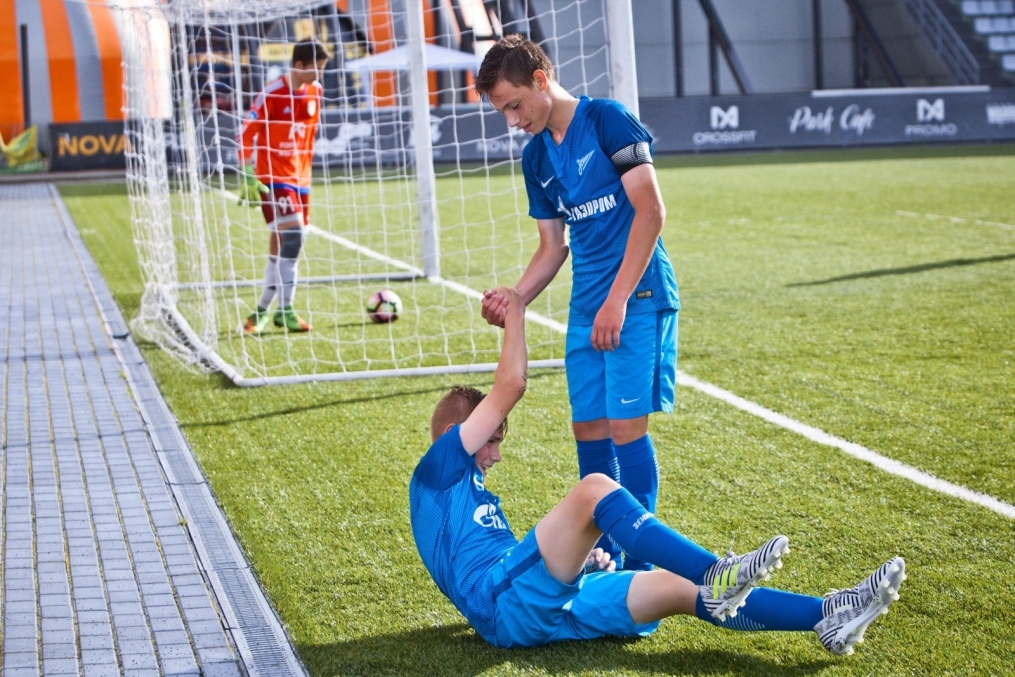 Первенство России среди юношей, первый матч команды Академии ФК «Зенит»