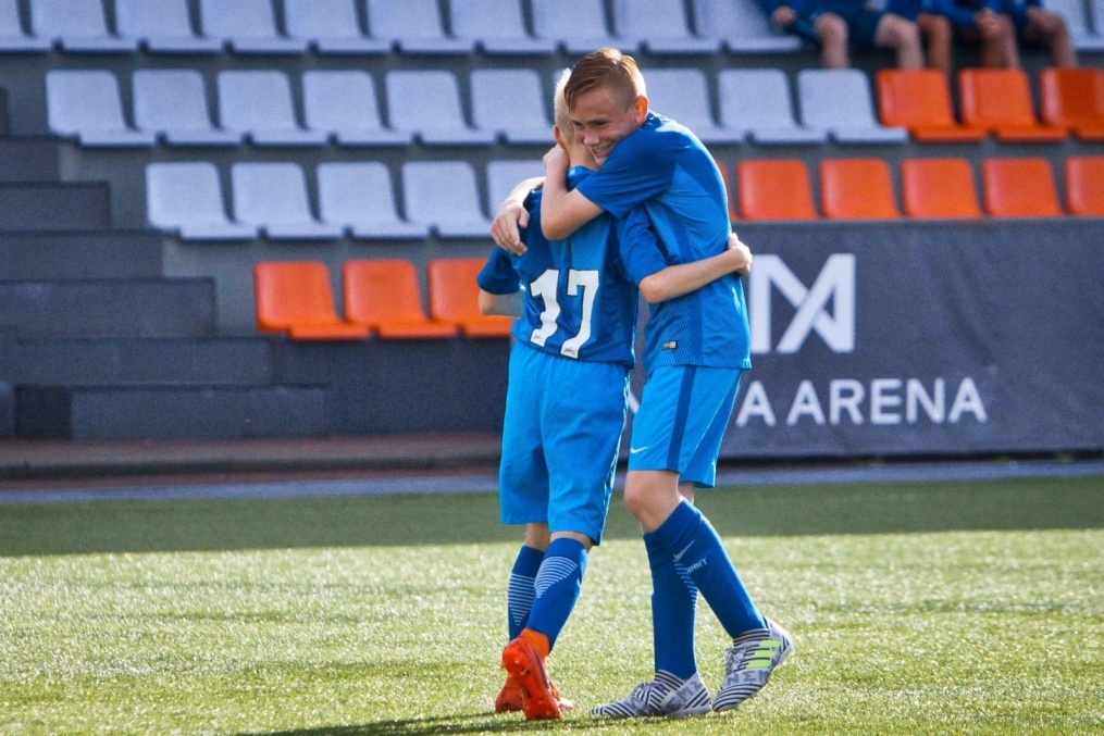 Первенство России среди юношей, первый матч команды Академии ФК «Зенит»