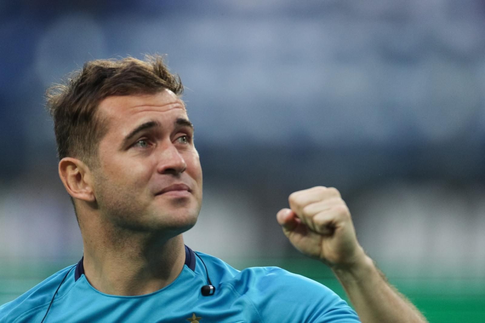 Александр Кержаков попрощался с болельщиками «Зенита»