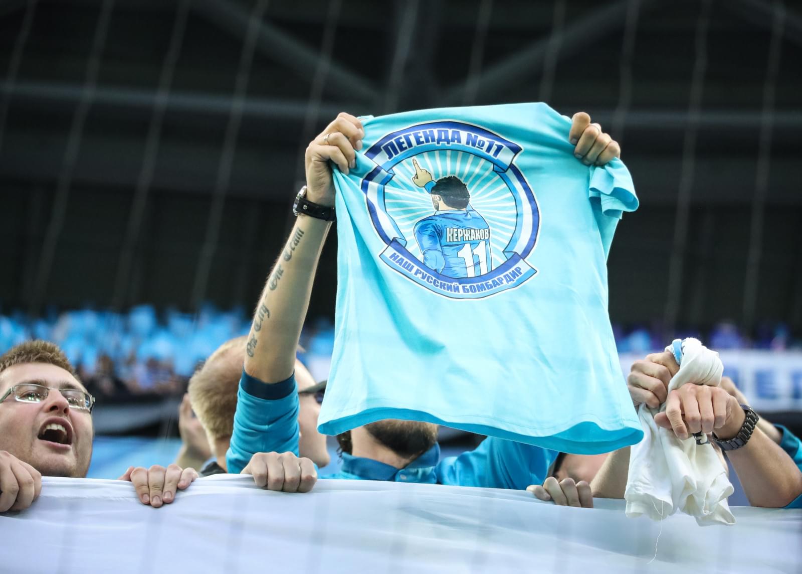 Александр Кержаков попрощался с болельщиками «Зенита»