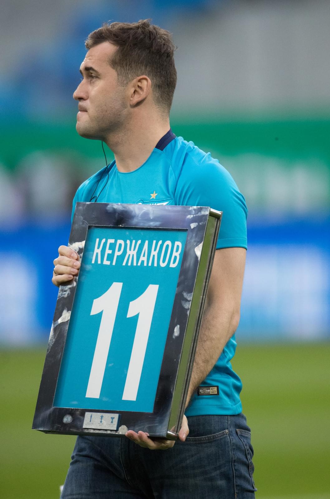 Александр Кержаков попрощался с болельщиками «Зенита»