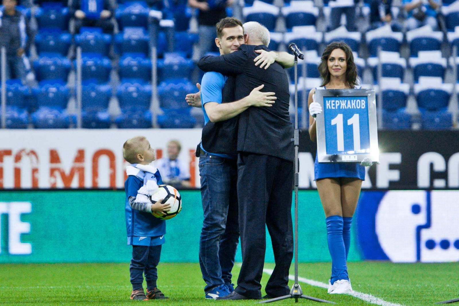 Александр Кержаков попрощался с болельщиками «Зенита»