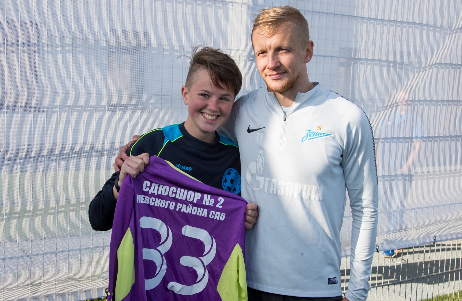 Футболистки «Авроры» в гостях у «Зенита»