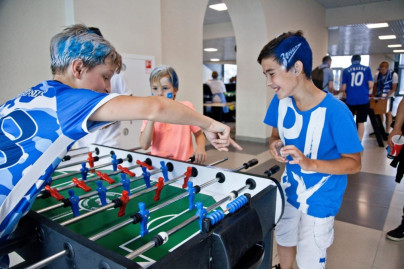 Первый в истории сине-бело-голубых «Фан-Променад» на стадионе «Санкт-Петербург»