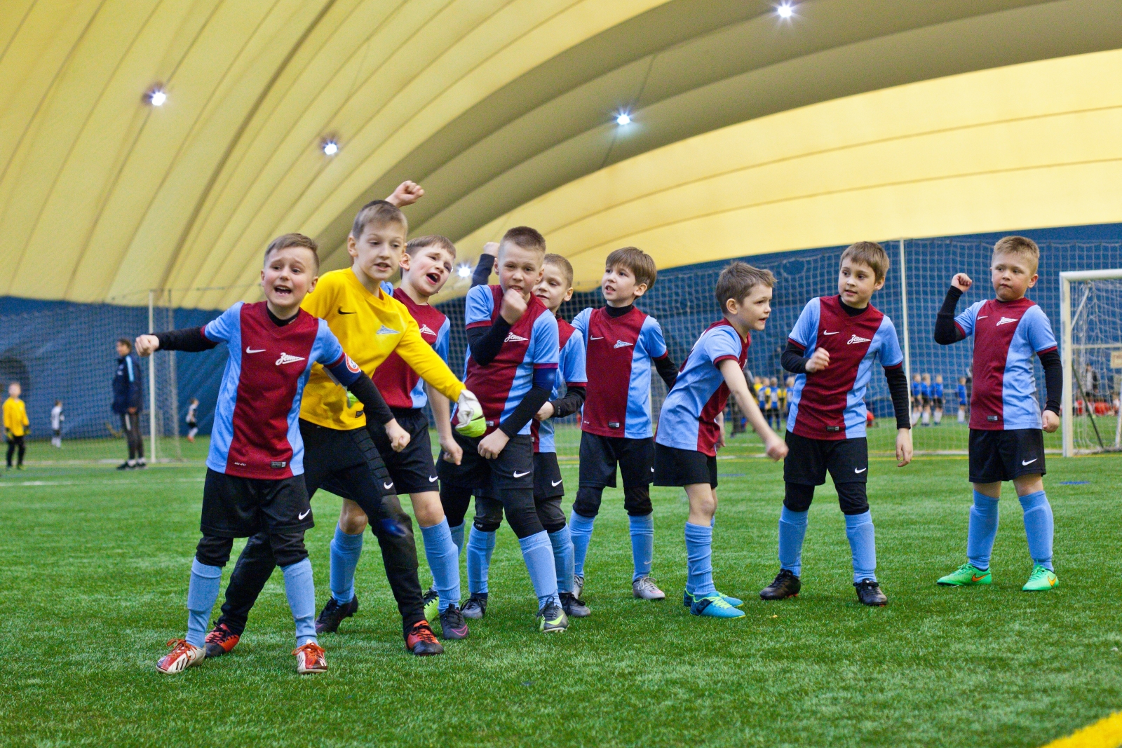 Весенний чемпионат филиалов «Газпром»-Академии U-8: первый день