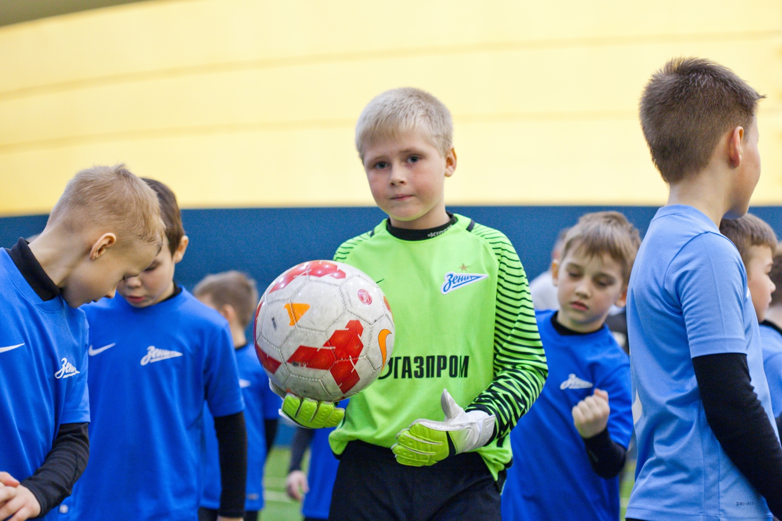 Весенний чемпионат филиалов «Газпром»-Академии U-8: первый день