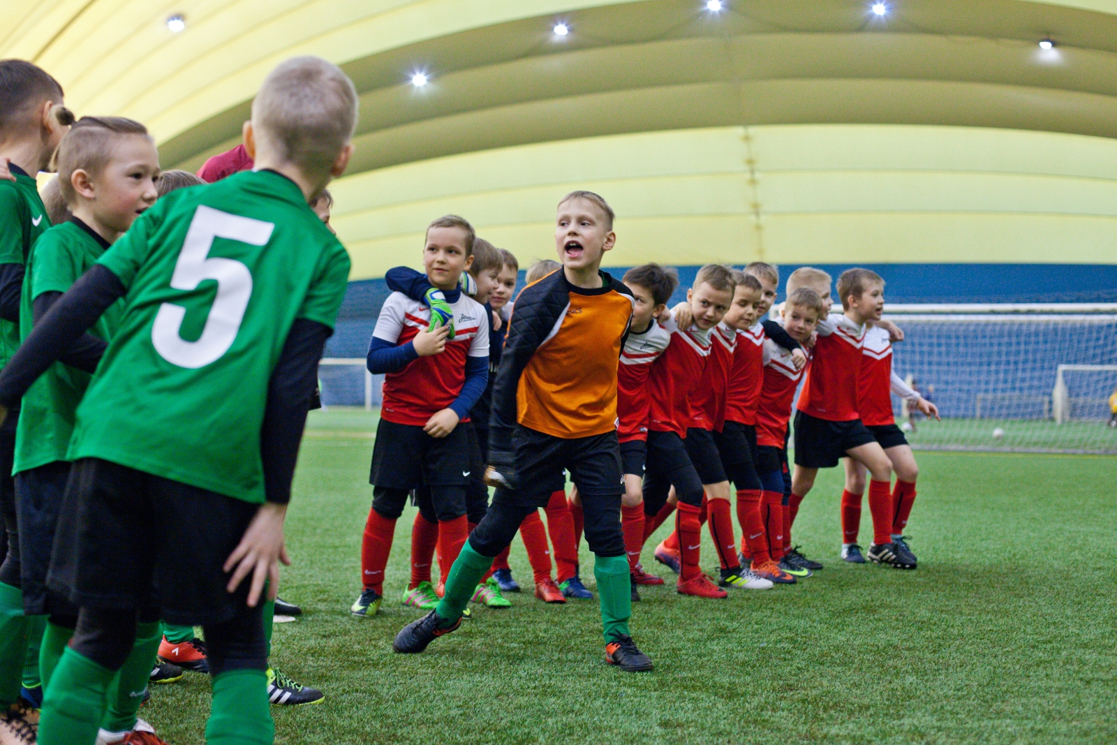 Весенний чемпионат филиалов «Газпром»-Академии U-8: первый день
