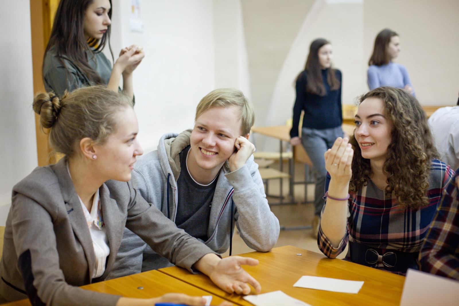 Викторина «Что? Где? Когда?» среди студенческих фан-клубов'