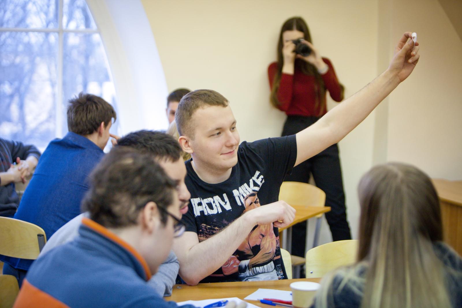 Викторина «Что? Где? Когда?» среди студенческих фан-клубов'