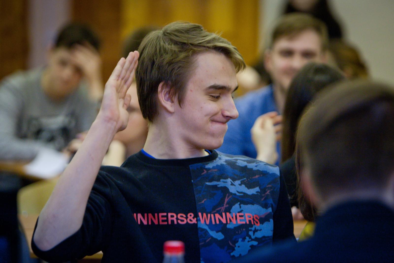 Викторина «Что? Где? Когда?» среди студенческих фан-клубов'