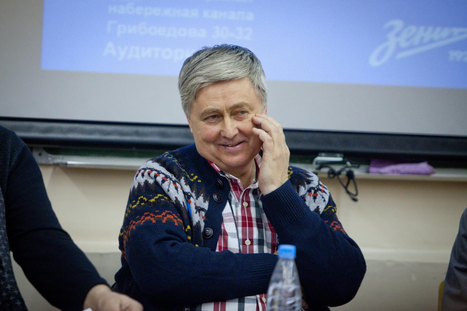 Викторина «Что? Где? Когда?» среди студенческих фан-клубов'