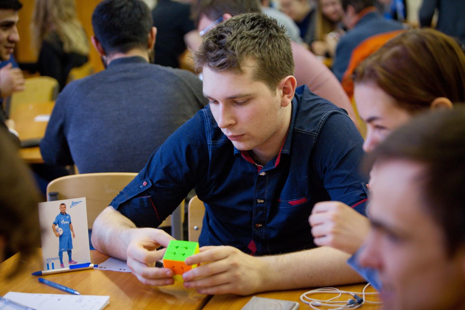 Викторина «Что? Где? Когда?» среди студенческих фан-клубов'