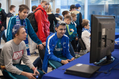 Фан-променад на матче «Зенит» — «Анжи»