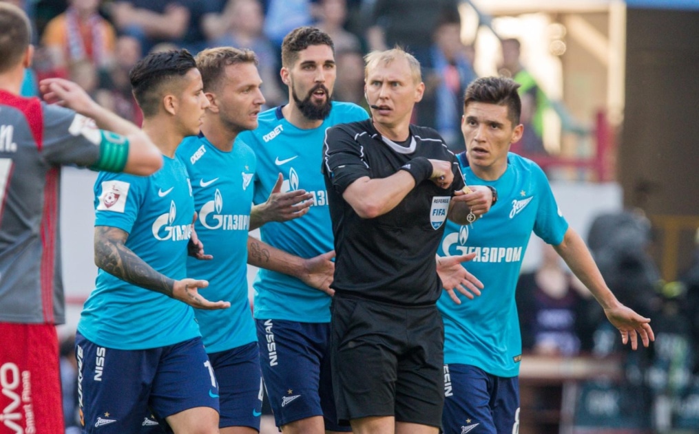 РОСГОССТРАХ-Чемпионат России  2017/18, «Локомотив» — «Зенит»