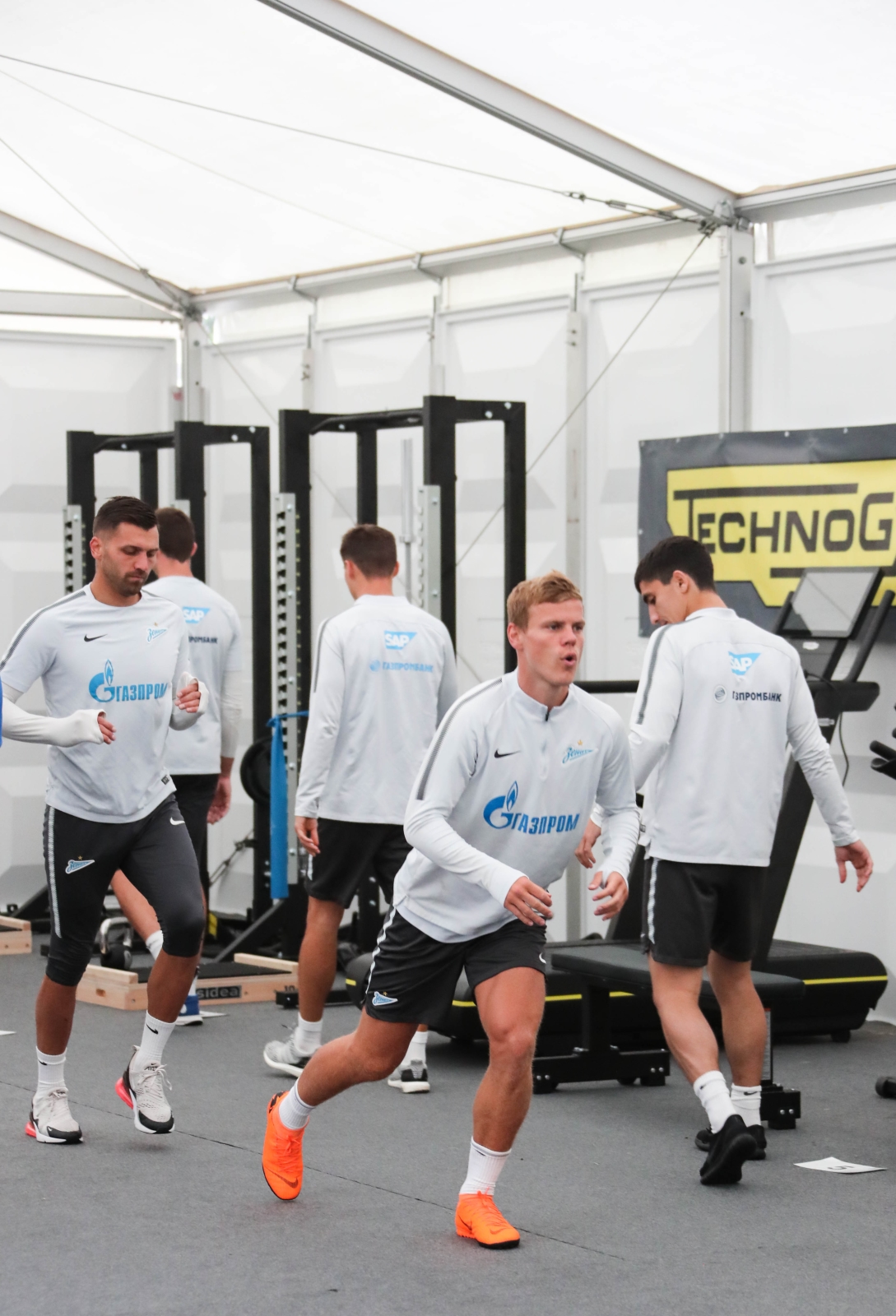 Вторые «Газпром» — тренировочные сборы в Австрии: 6 июля, утренняя тренировка