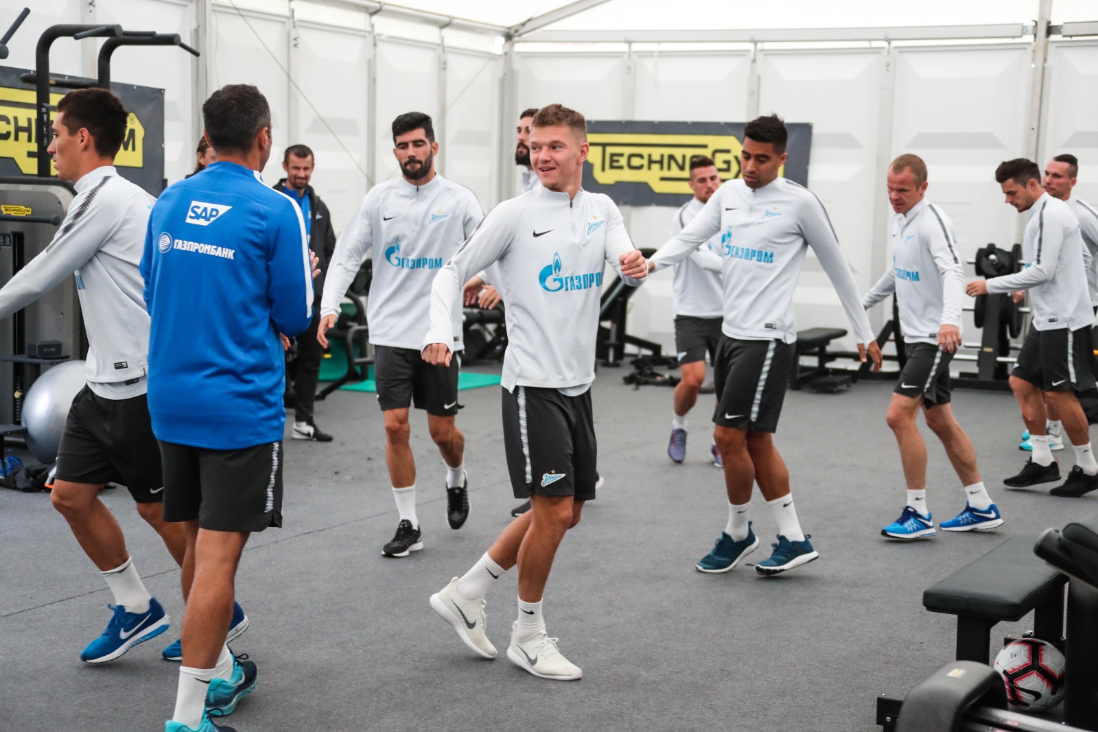 Вторые «Газпром» — тренировочные сборы в Австрии: 6 июля, утренняя тренировка