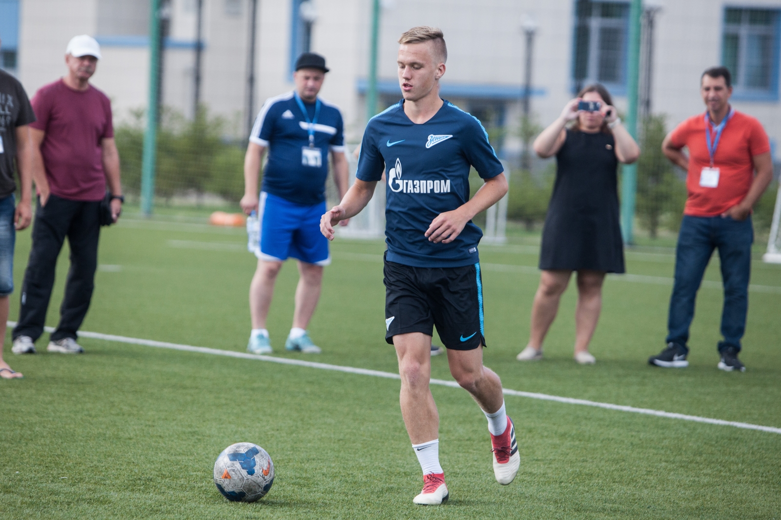 Большой фестиваль футбола: Мастер-класс от Максима Левин, полузащитника ФК «Зенит»