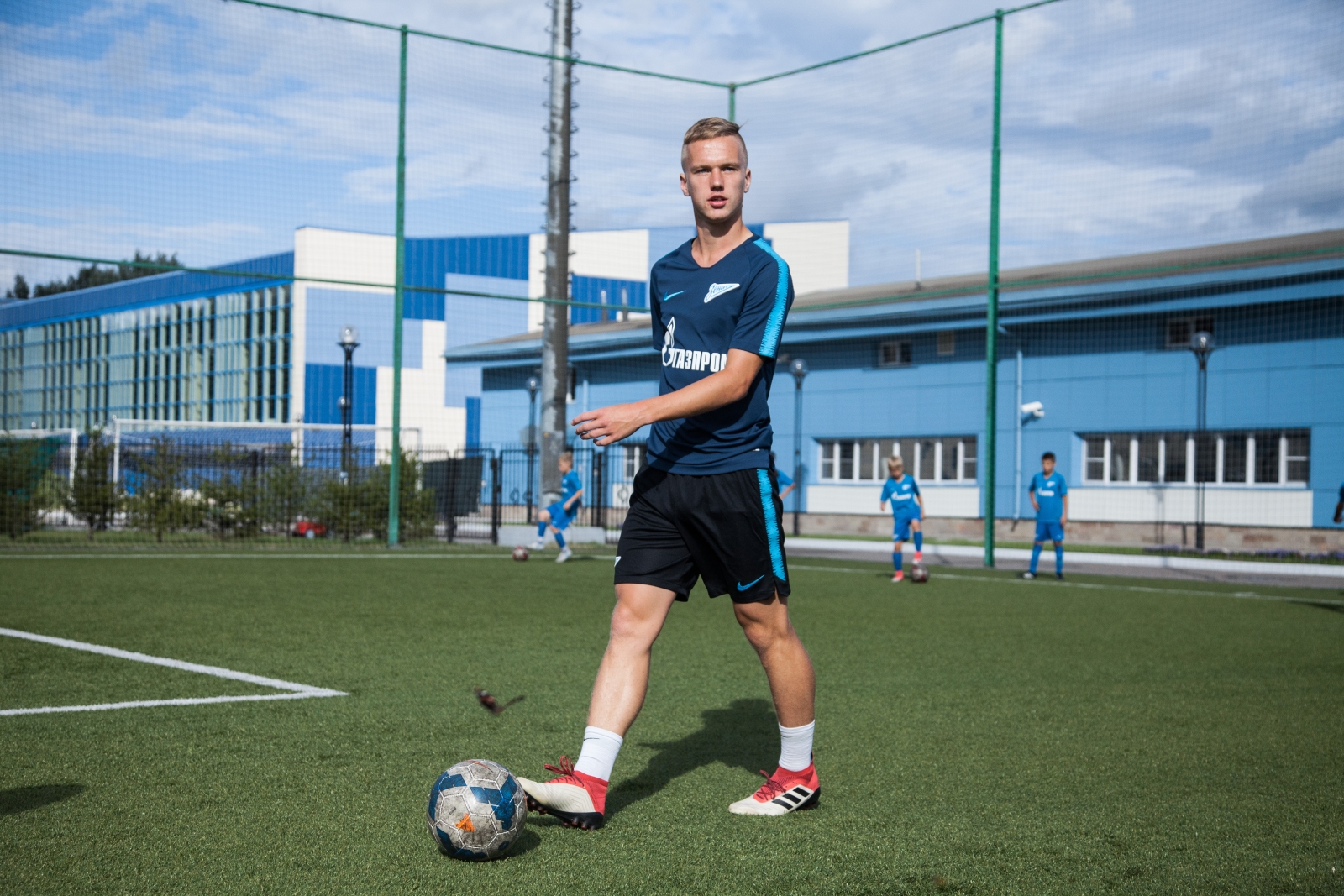 Большой фестиваль футбола: Мастер-класс от Максима Левин, полузащитника ФК «Зенит»