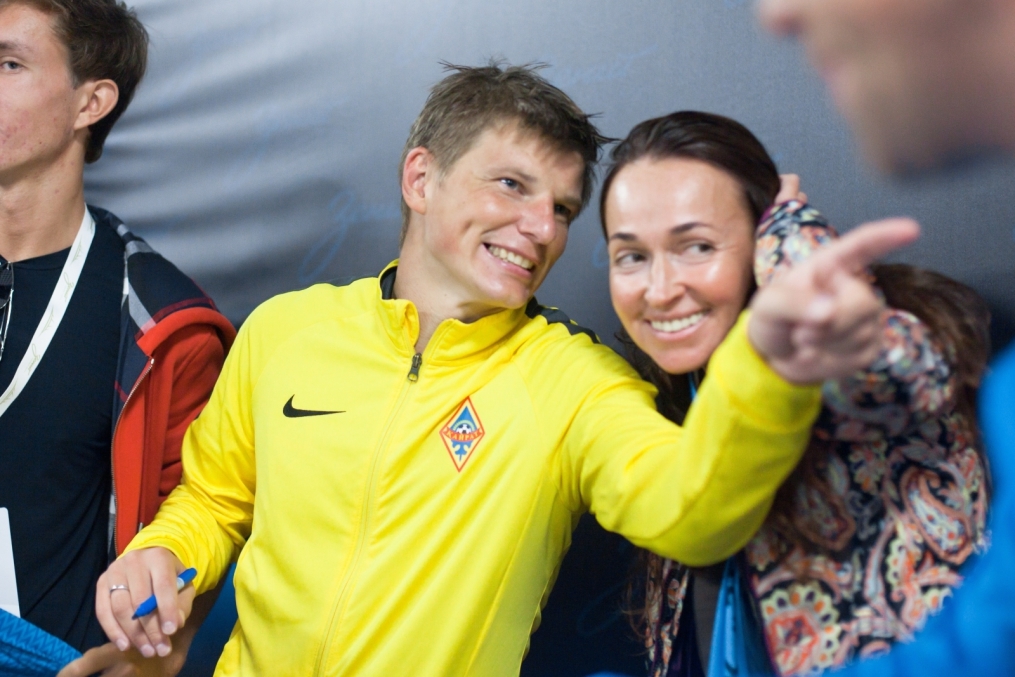 Автограф-сессия Андрея Аршавина в Бизнес-клубе «Зенита»