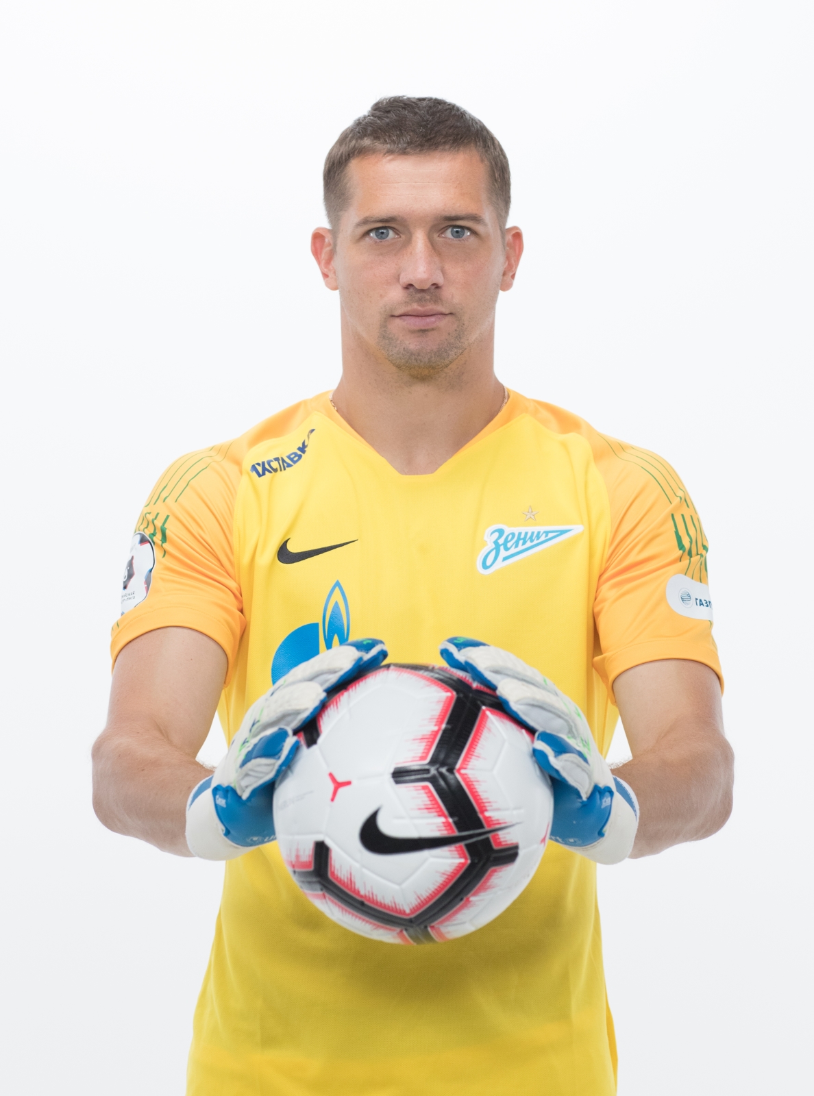 Фотосессия футболистов и тренеров основного состава ФК «Зенит» сезона 2018/19